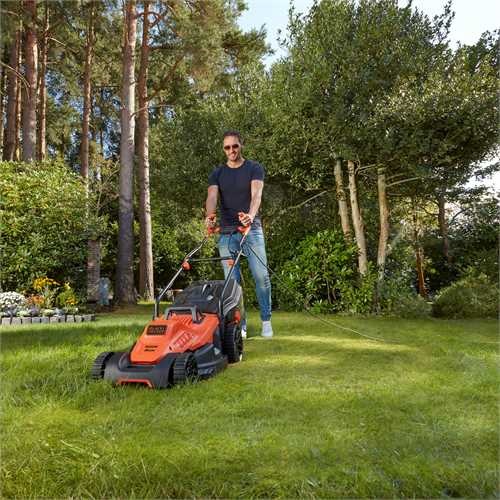 Black & Decker 1600W Rasenmäher, 38 cm Schnittbreite, 45L